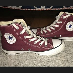 Ladies athletic shoes